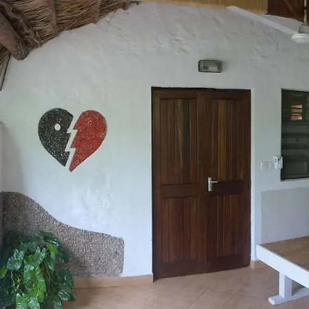 Frangipani Cottages Diani Beach Exterior photo