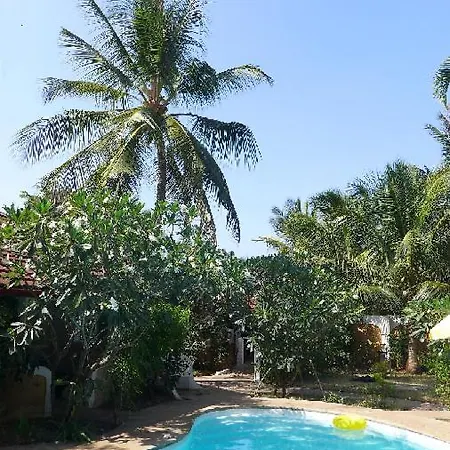 Frangipani Cottages Diani Beach Exterior photo