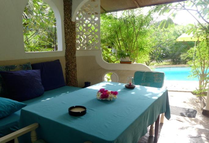 Frangipani Apartment *